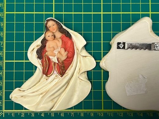 Relief Maria mit Kind aus Polyresin - 9,8 cm - max. 4 St�ck verf�gbar