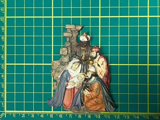 Relief Maria mit Kind u. Hl. 3 K�nige aus Polyresin - 9,2 cm - max. 6 St�ck verf�gbar