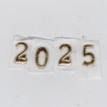 Wachszahl 2025  glanzgold 8 mm  -Modern-