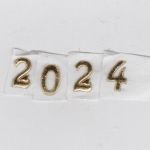 Wachszahl 2024 glanzgold 8 mm -Modern-