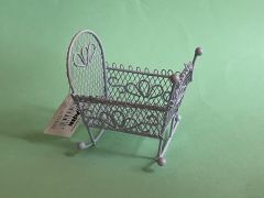 Wiege hellblau ca. 9cm x 8,5 cm (max. 4x verf�gbar)