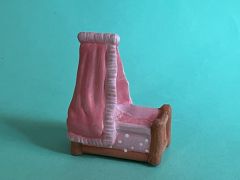 Wiege rosa ca. 8 cm x 6 cm (max. 4x verf�gbar)